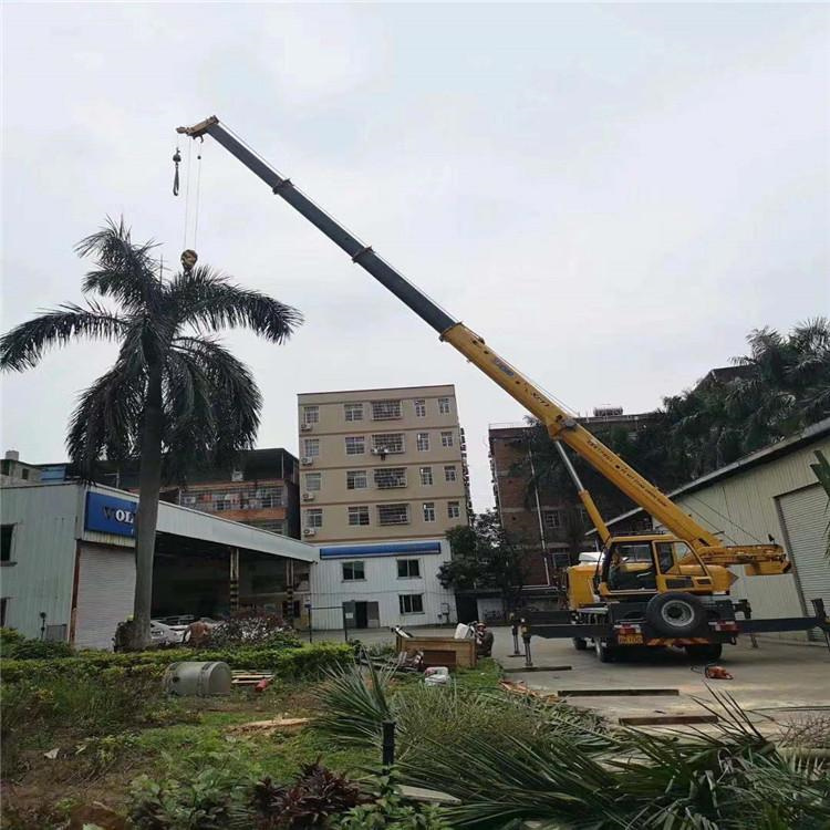 曲阜12吨吊车出租一天的收费标准是什么