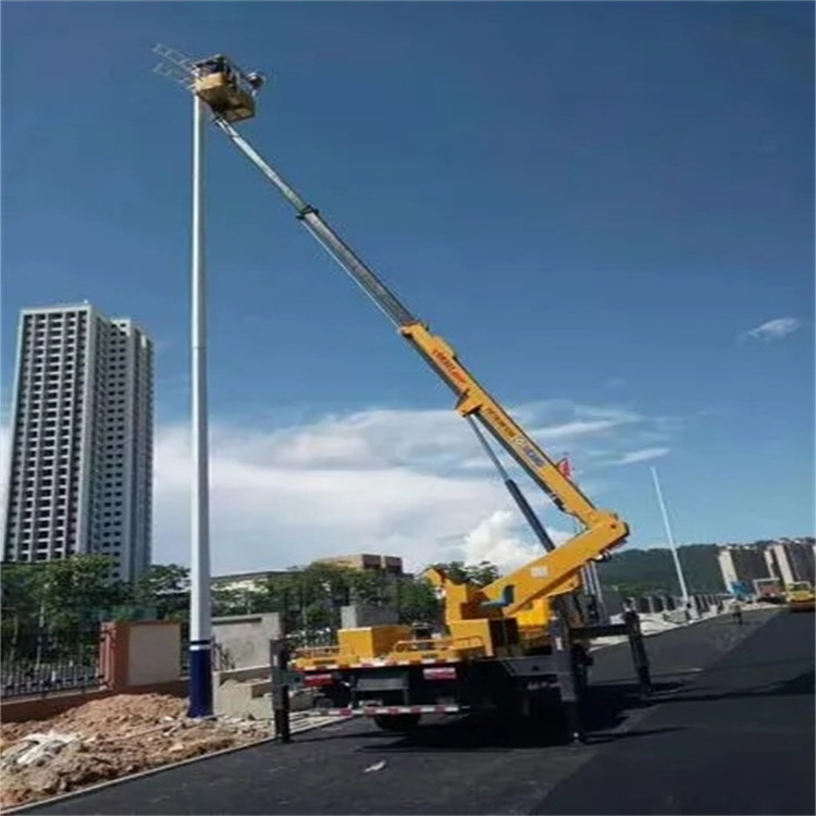 曲阜维修路灯的曲臂升降车出租