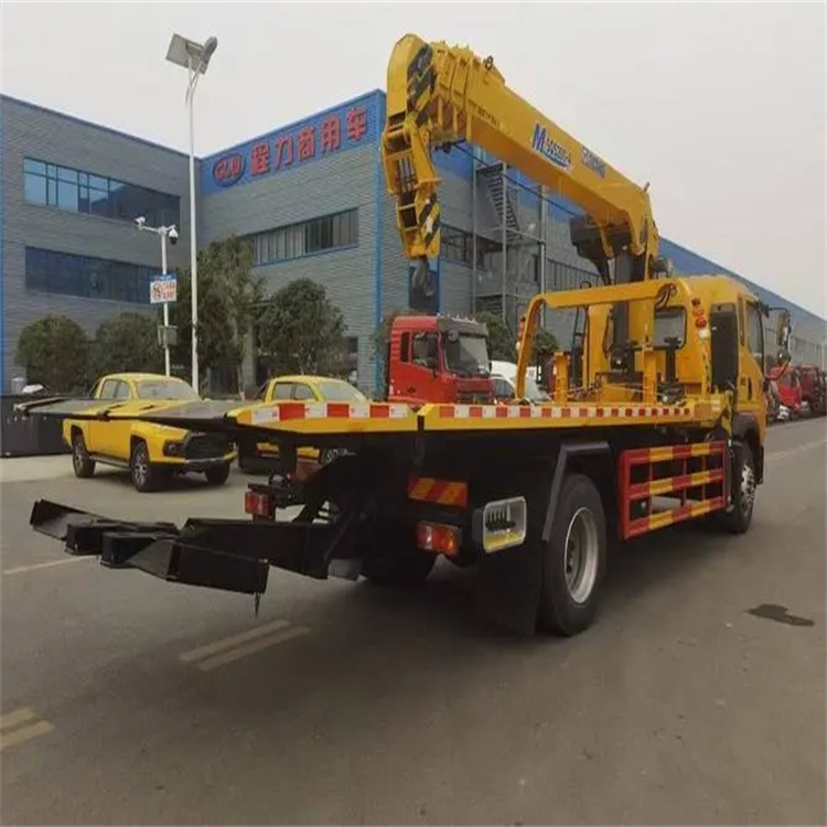 曲阜附近小随车吊出租电话，轻松解决搬运烦恼