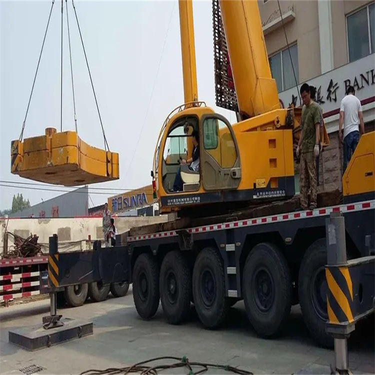 曲阜当地吊车出租|机器吊装|75吨|工厂搬迁服务